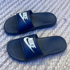 Nike slides